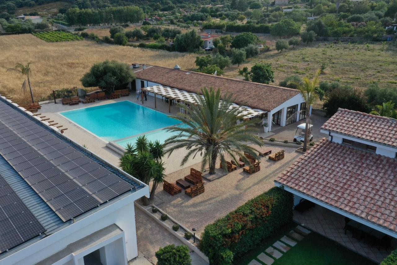 Sa Iba Resort Tertenia Exterior photo
